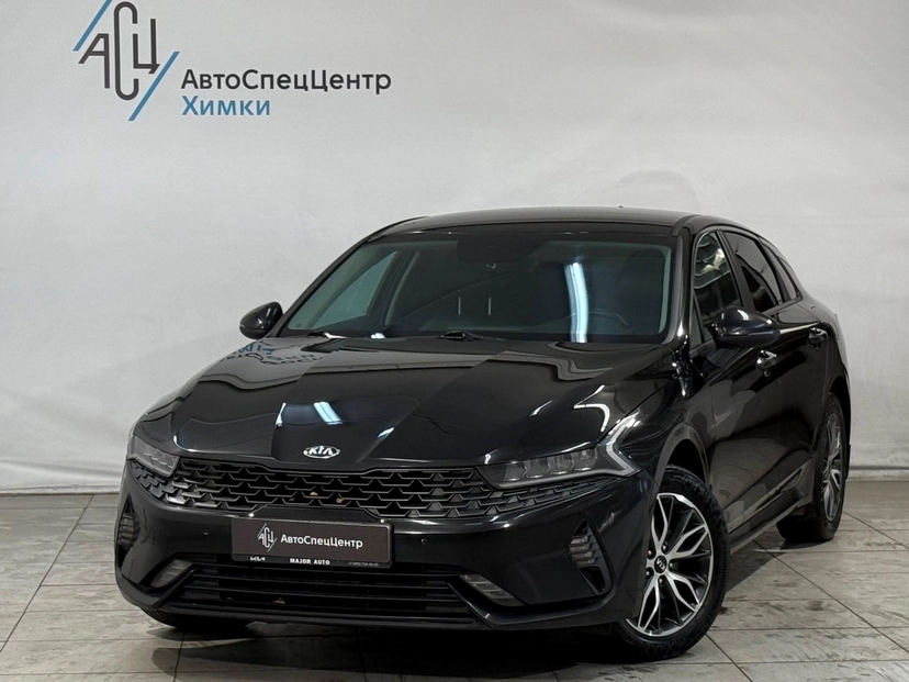 Автомобиль Kia K5 III поколение 2.0 AT (150 л.с.) Luxe (2020-2021) Чёрный 2020 с пробегом 63 000 км