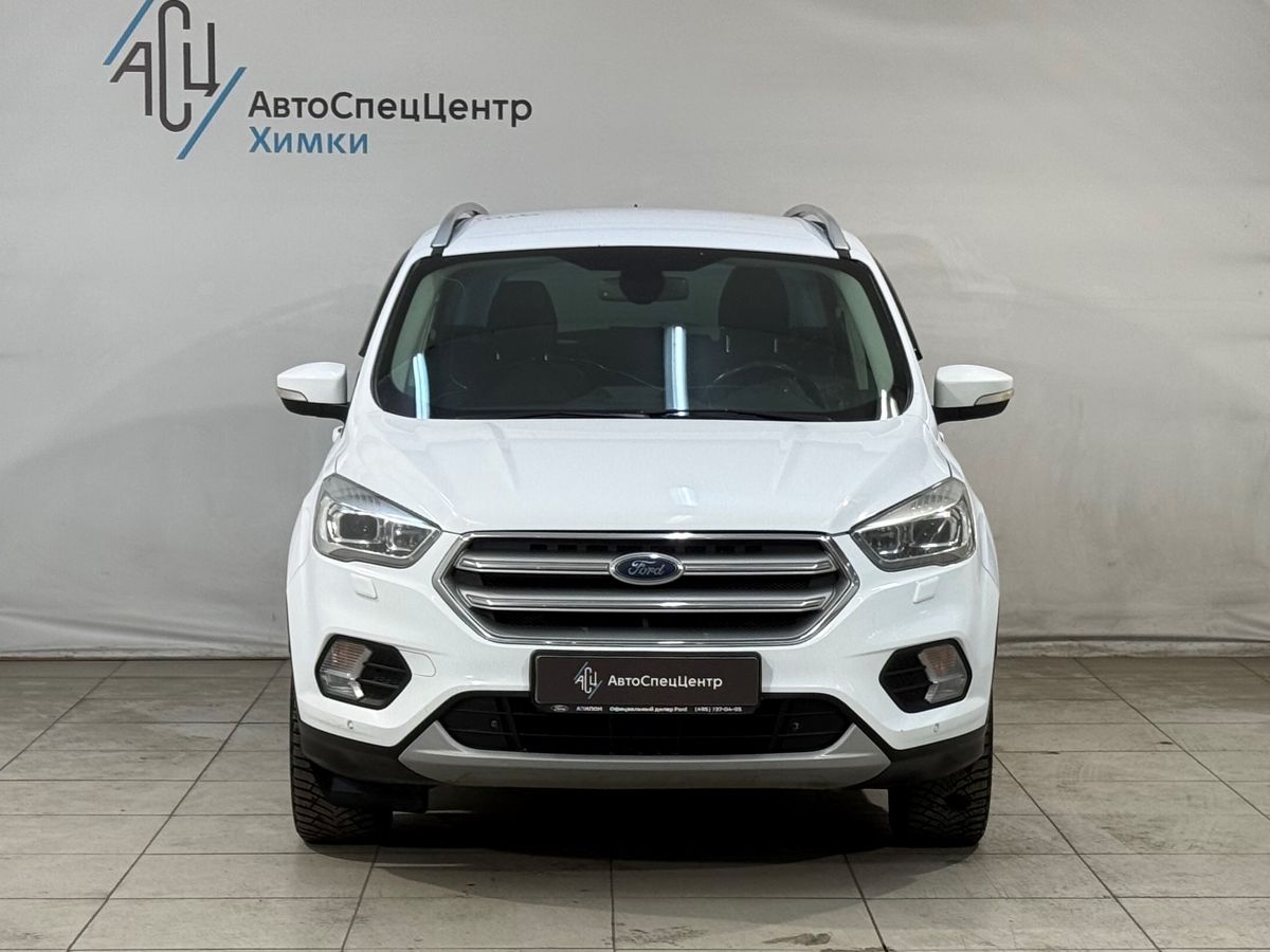 Автомобиль Ford Kuga II [рестайлинг] 1.5 AT 4WD (150 л.с.) Ultra Comfort Белый 2017 с пробегом 226 000 км