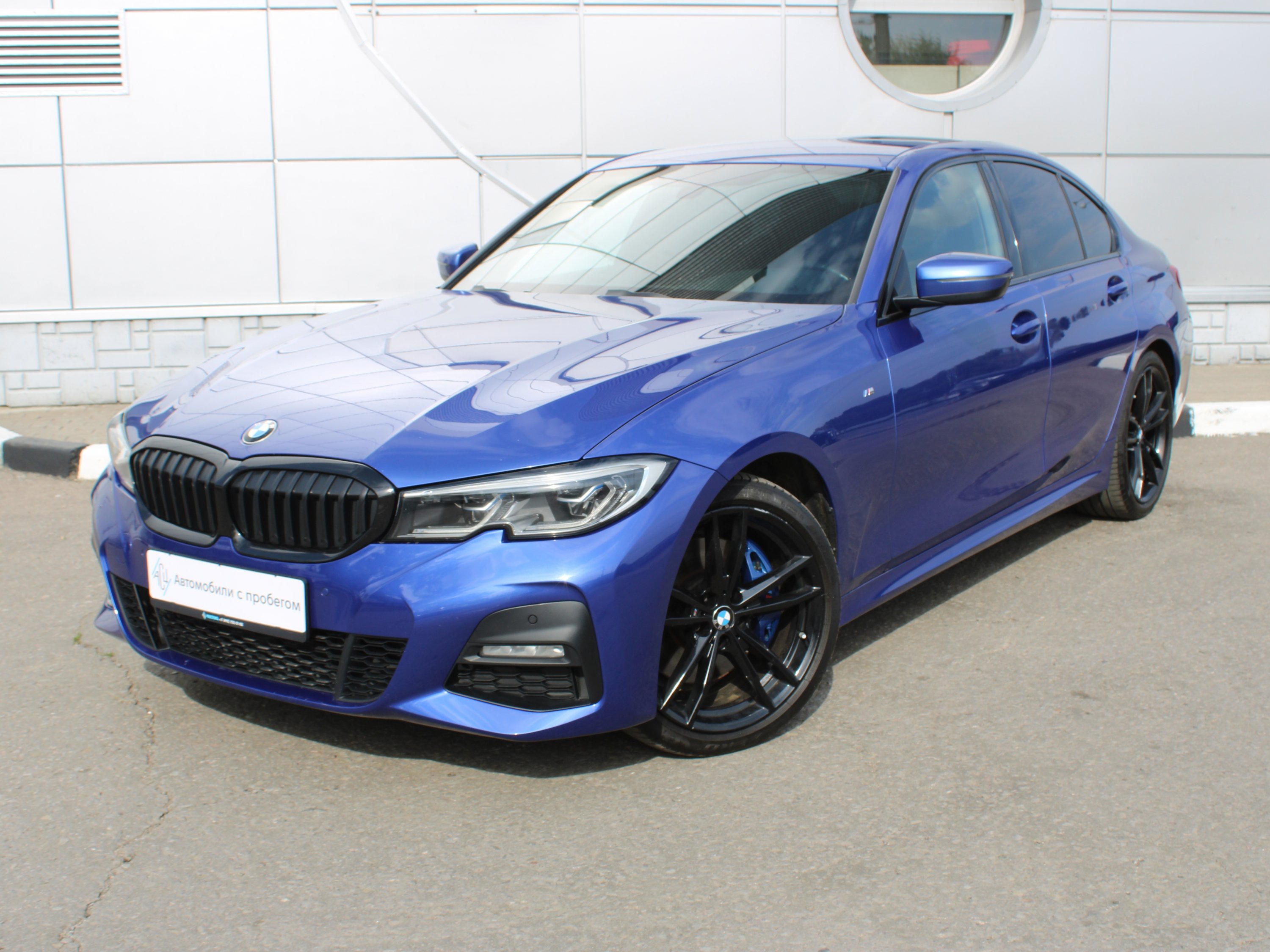 Автомобиль BMW 3 серии VII поколение (G20/G21/G28) 320 2.0d AT 4WD (190 л.с.) M Sport Pure Синий 2019 с пробегом 128379 км