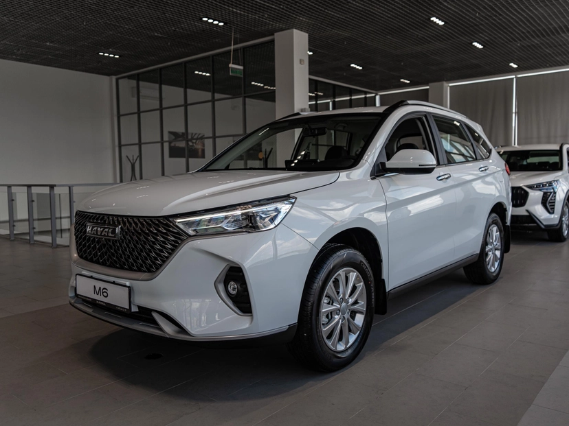 Автомобиль Haval M6 II поколение 1.5 AMT (143 л.с.) Family Белый 2025 новый