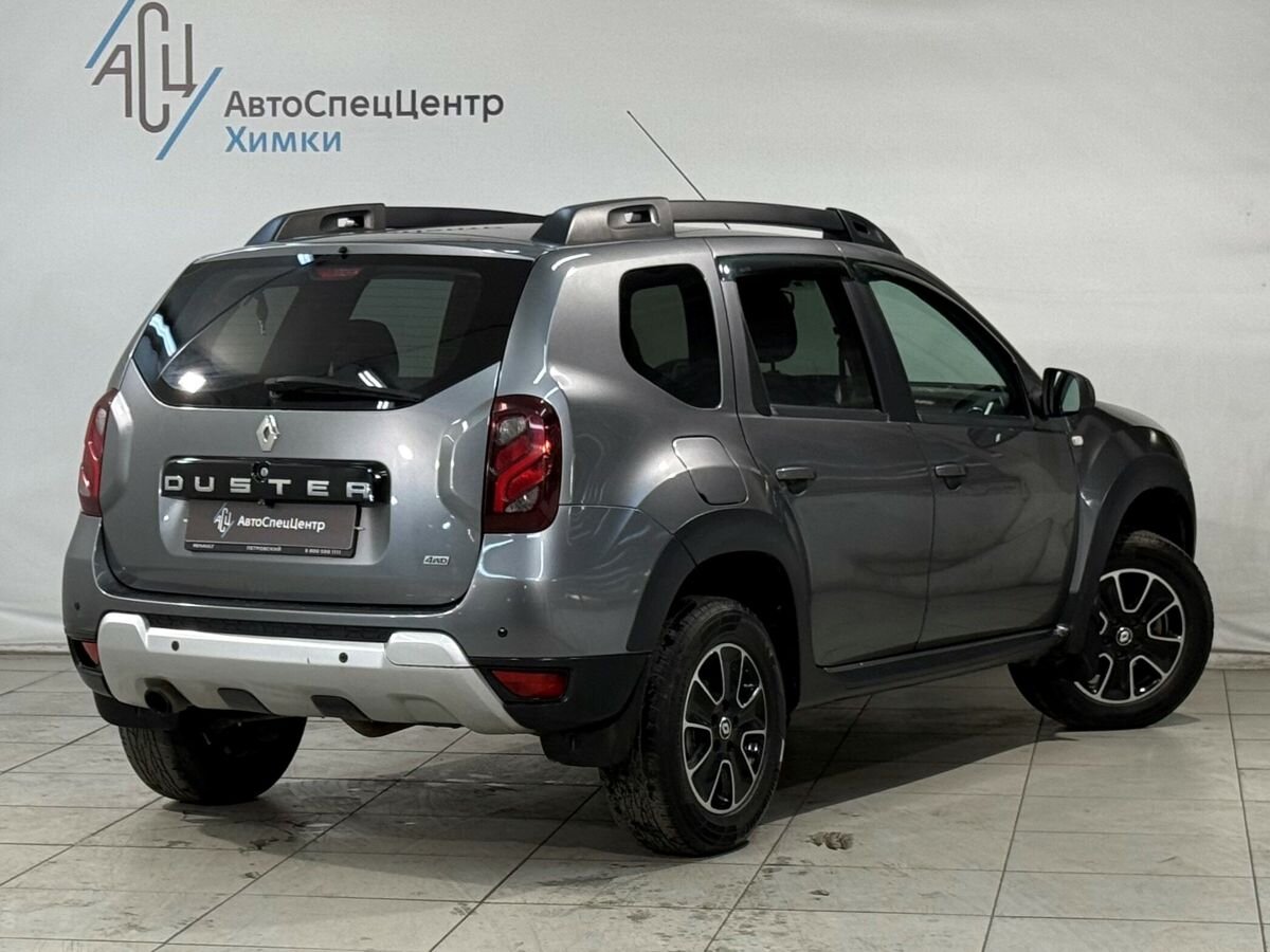 Автомобиль Renault Duster I [рестайлинг] 2.0 MT 4WD (143 л.с.) Luxe Privilege Серый 2020 с пробегом 161 000 км