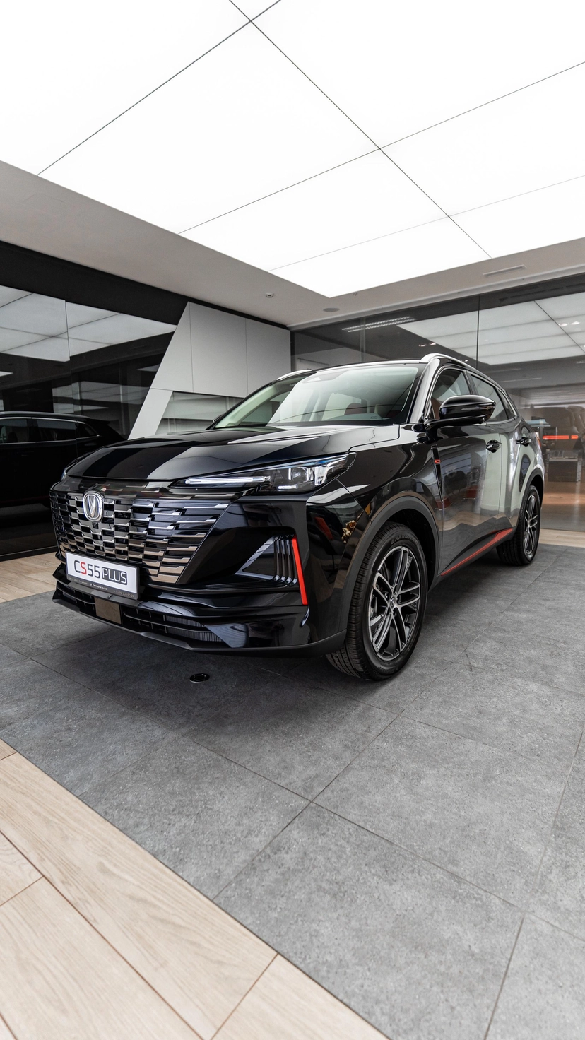 Автомобиль Changan UNI-S I поколение 1.5 AMT (181 л.с.) Tech+ Чёрный 2024 новый