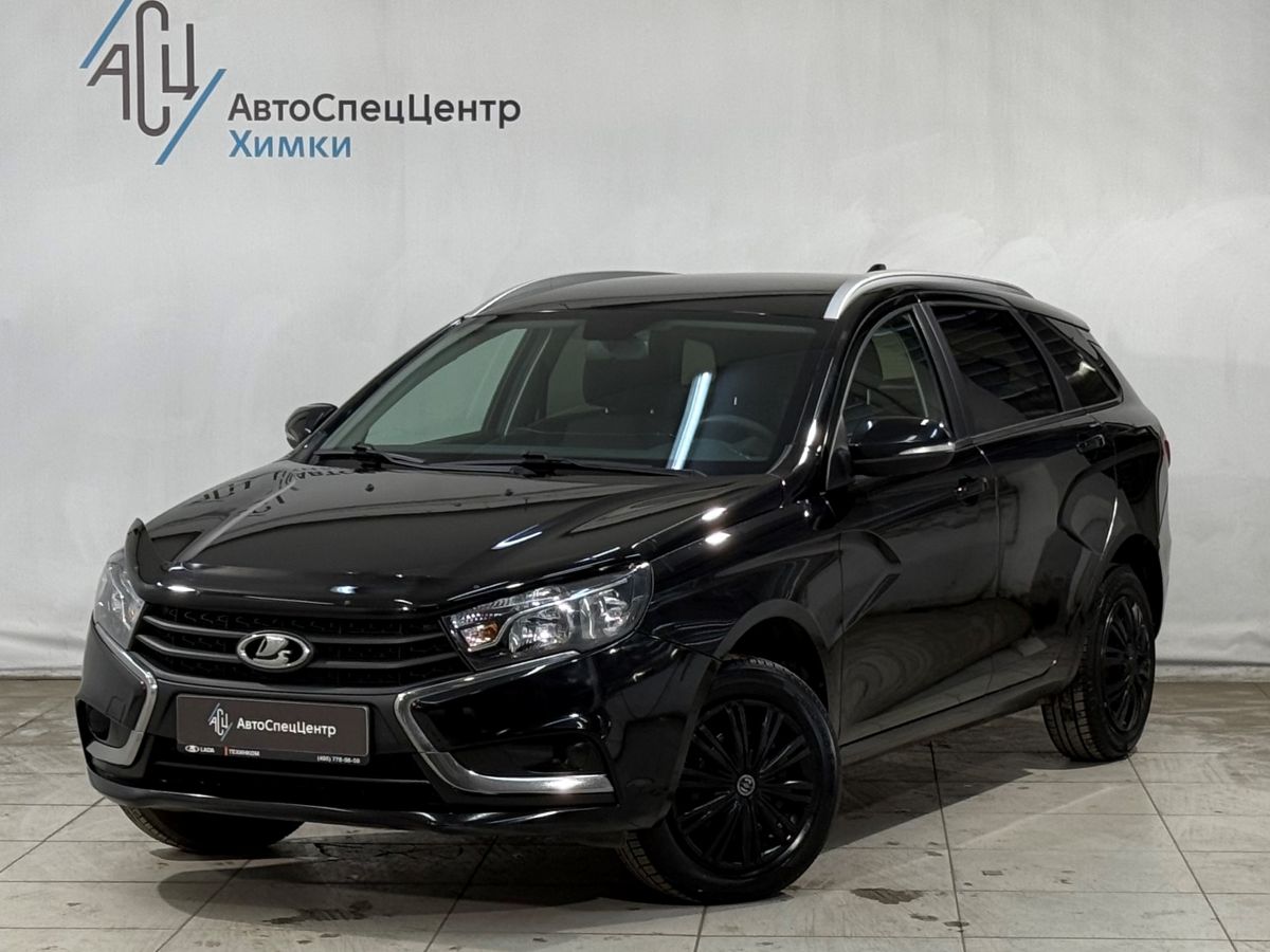 Lada (ВАЗ) Vesta I поколение 1.6 MT (106 л.с.) Comfort (2017-2019) Чёрный 2021 с пробегом 52 000 км