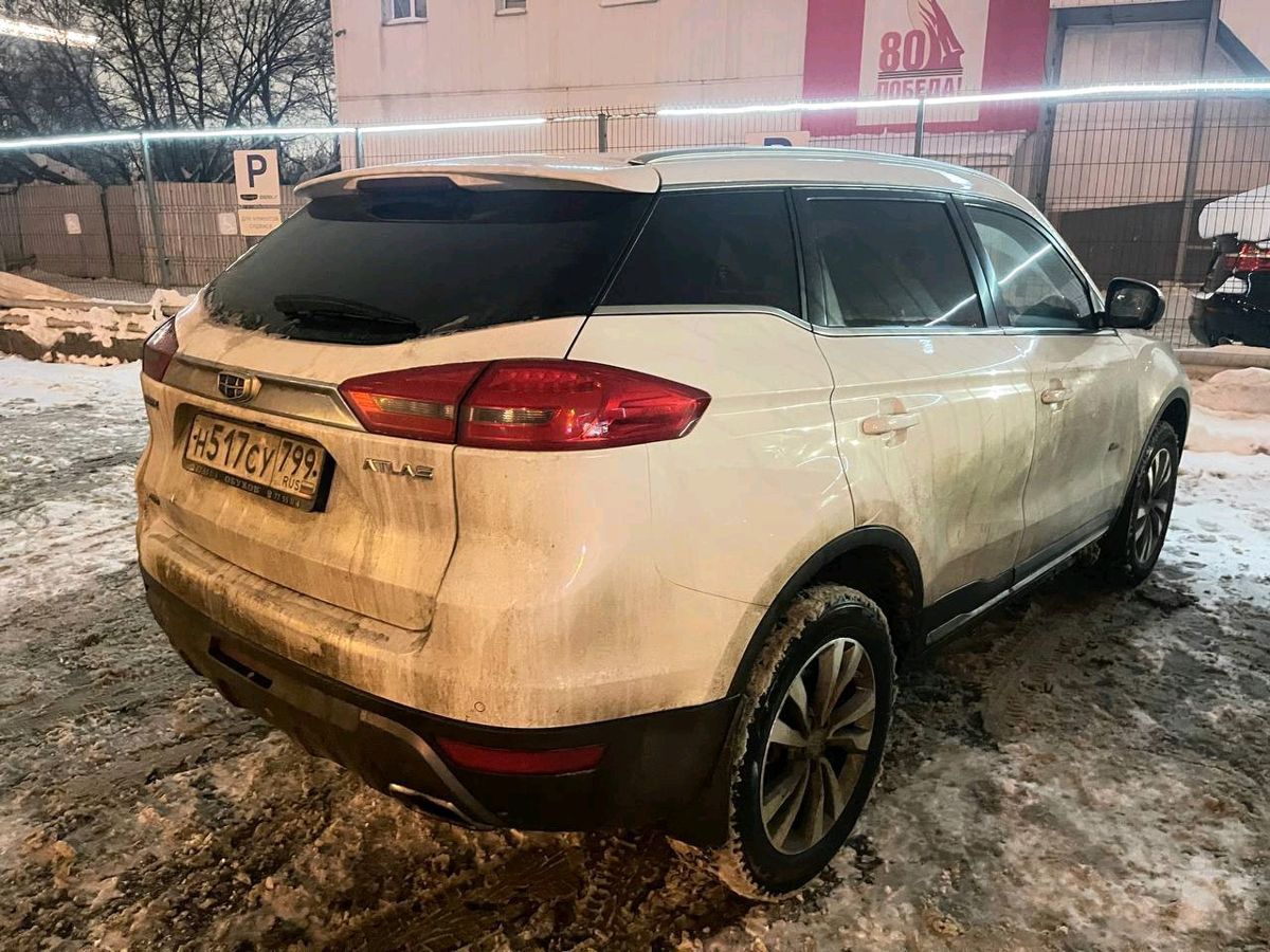 Автомобиль Geely Atlas I поколение 1.8 AT (184 л.с.) Luxury LED Белый 2019 с пробегом 85 442 км