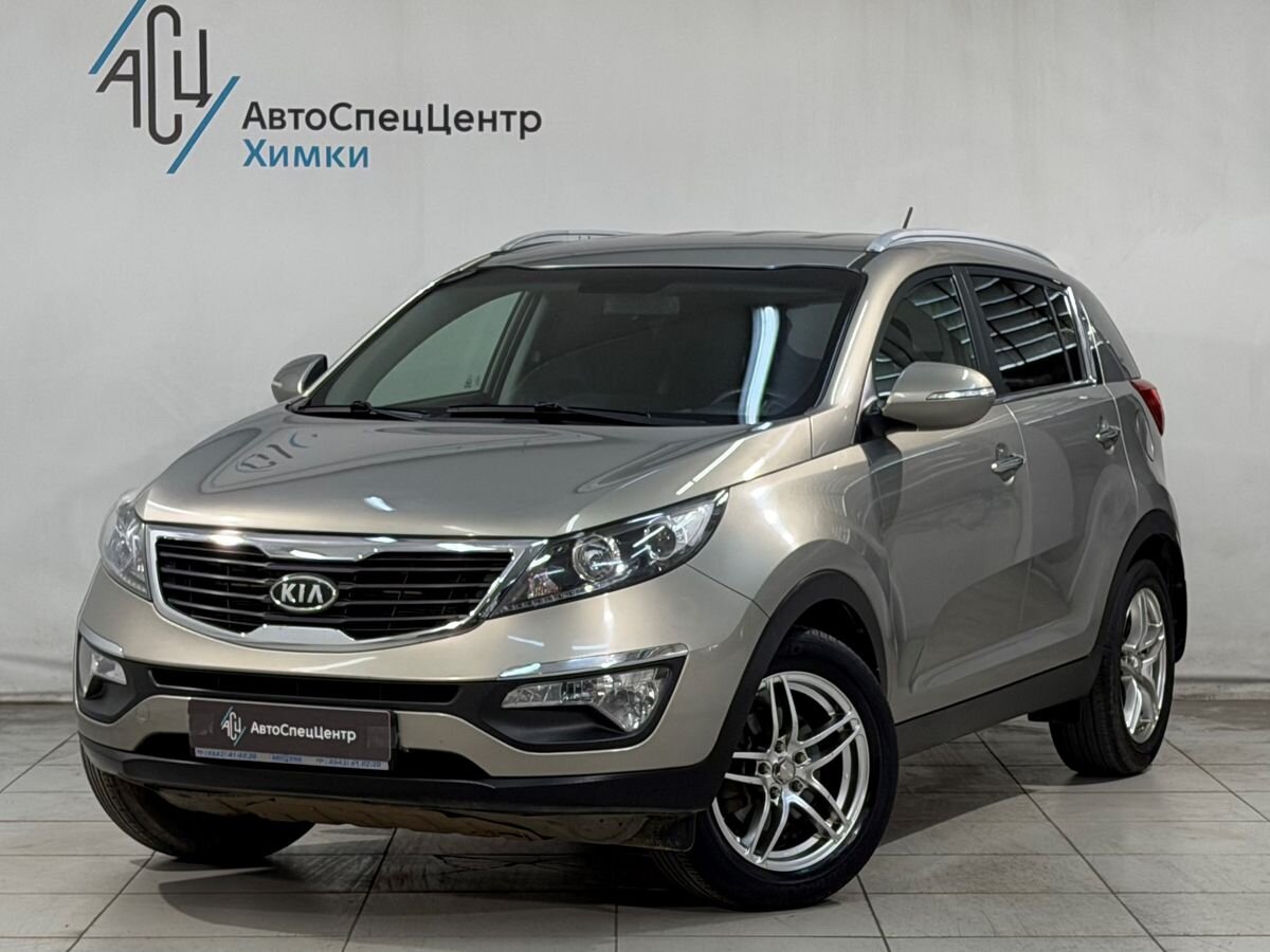 Kia Sportage III поколение 2.0 AT (150 л.с.) Classic Бежевый 2010 с пробегом 124 000 км