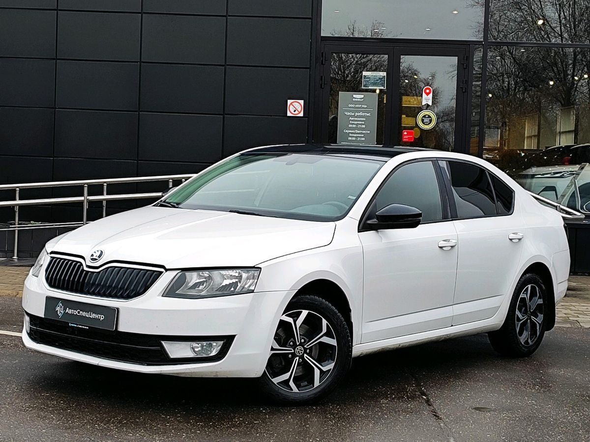 Skoda Octavia III поколение (A7) 1.4 MT (140 л.с.) Ambition Белый 2014 с пробегом 124 130 км