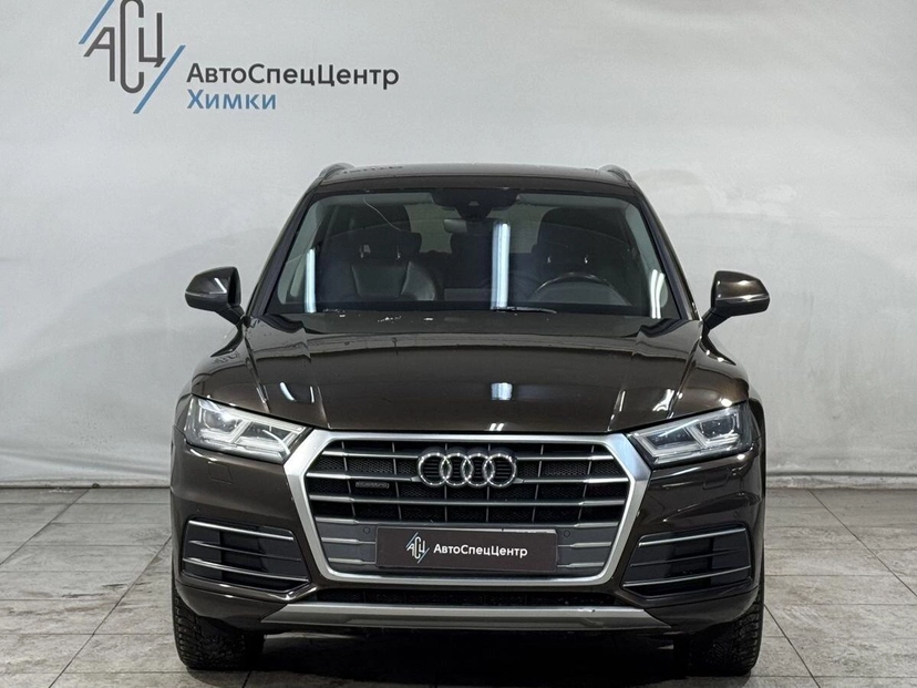 Автомобиль Audi Q5 II поколение (FY) 2.0 AMT 4WD (249 л.с.) Base Серый 2017 с пробегом 100 000 км