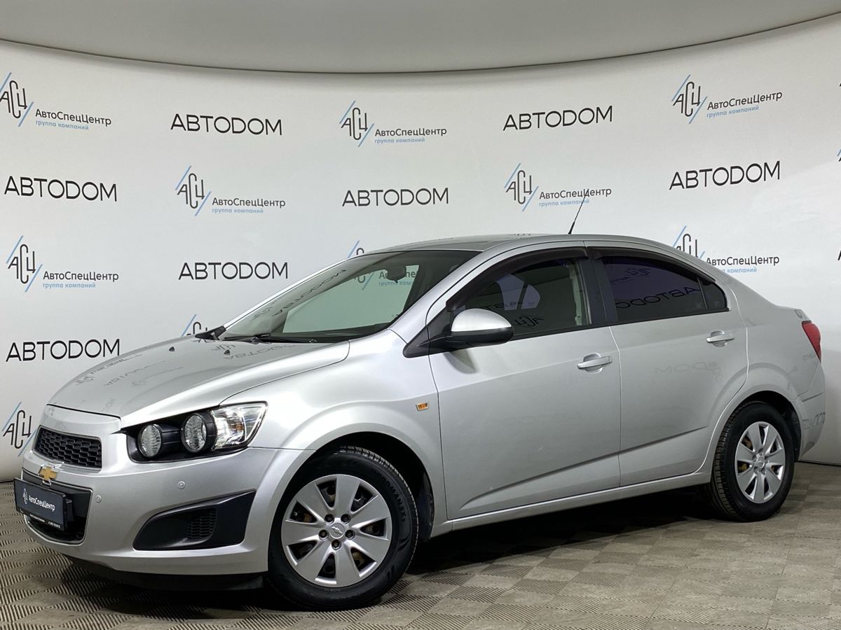 Chevrolet Aveo II поколение (T300) 1.6 AT (115 л.с.) LT Серебристый 2012 с пробегом 129 385 км
