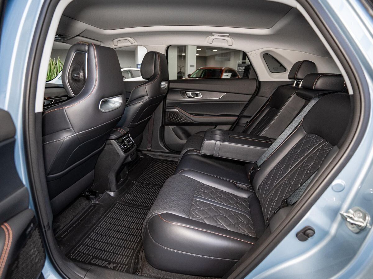 Автомобиль Changan UNI-K I поколение 2.0 AT 4WD (226 л.с.) Tech Синий 2024 новый