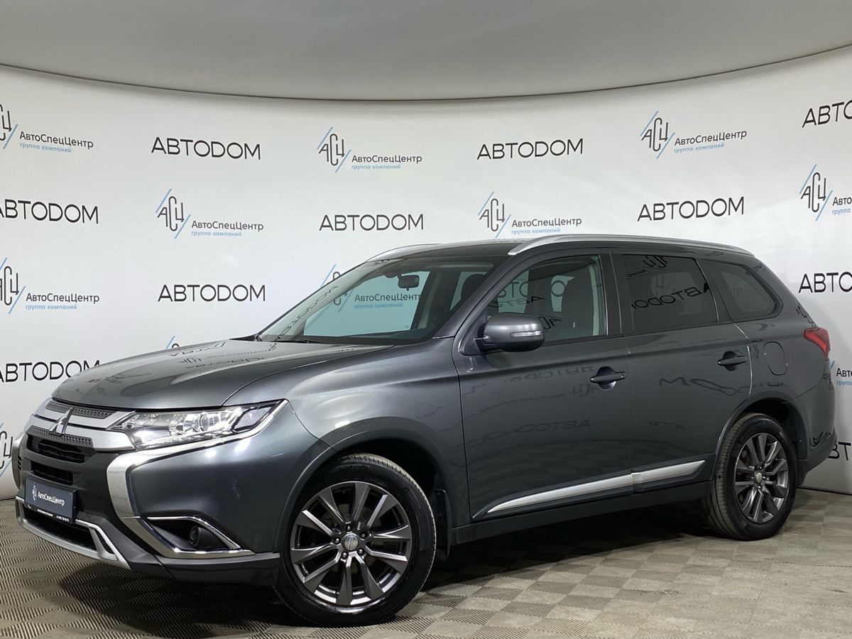 Mitsubishi Outlander III [2-й рестайлинг] 2.0 CVT 4WD (146 л.с.) Intense Серый 2018 с пробегом 204 641 км