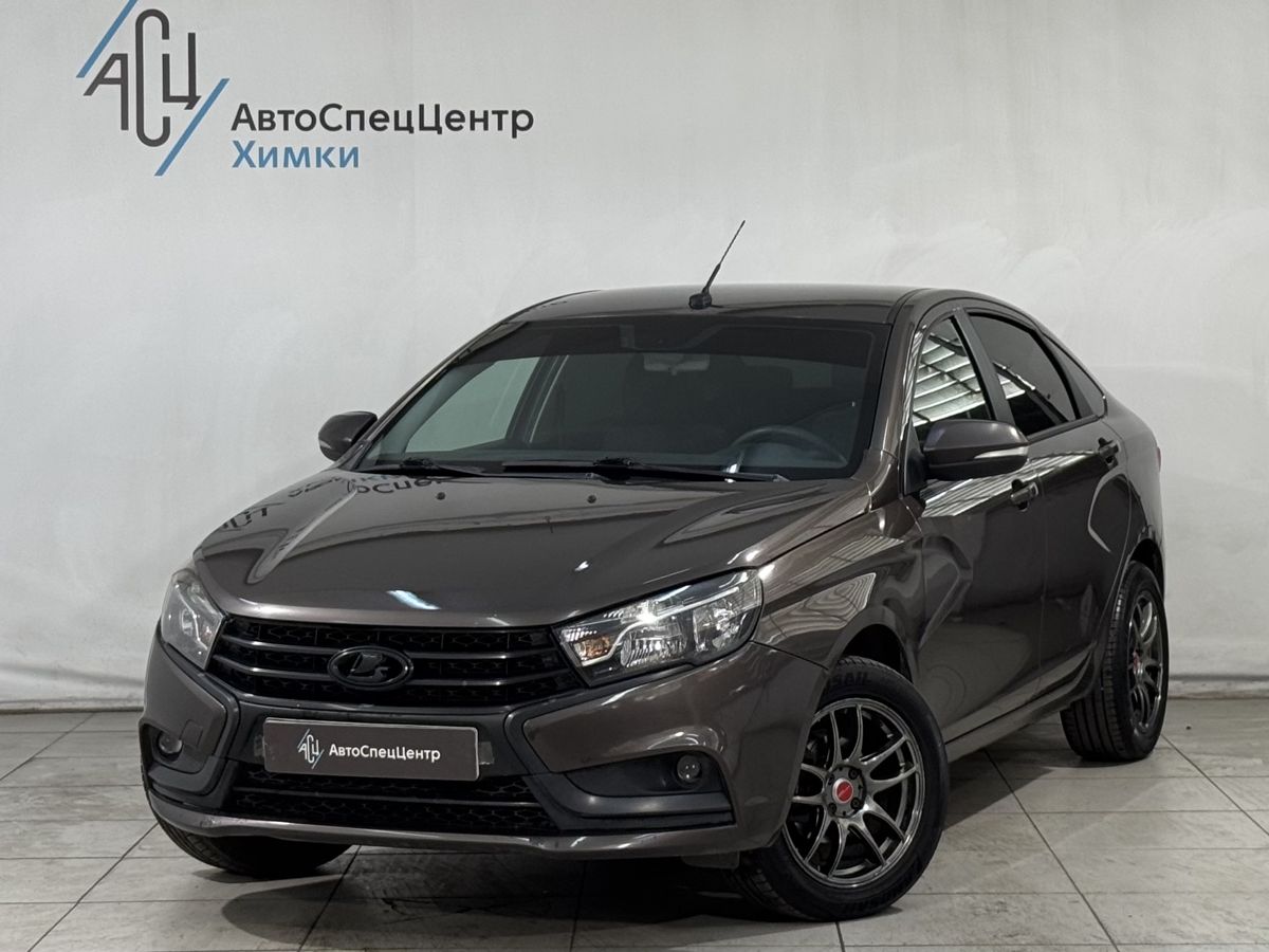 Lada (ВАЗ) Vesta I [рестайлинг] 1.6 MT (106 л.с.) Exclusive (2019-2021) Коричневый 2018 с пробегом 182 000 км