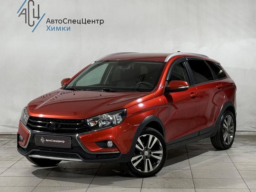Lada (ВАЗ) Vesta I поколение 1.8 MT (122 л.с.) Luxe Prestige (2019-2021) Красный 2021 с пробегом 89 000 км
