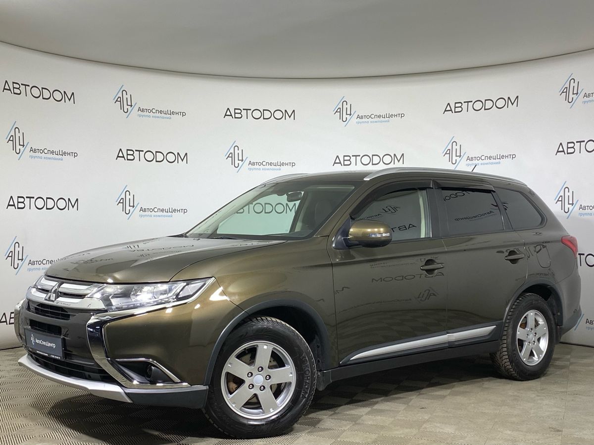 Автомобиль Mitsubishi Outlander III [2-й рестайлинг] 2.0 CVT 4WD (146 л.с.) Instyle Чёрный 2016 с пробегом 187 000 км