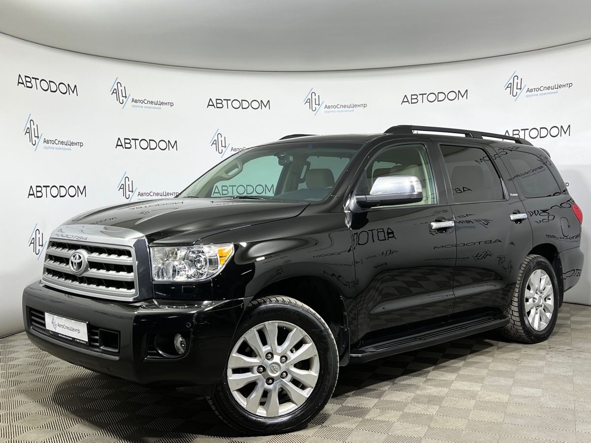 Автомобиль Toyota Sequoia II поколение 5.7 AT 4WD (381 л.с.) Base Чёрный 2013 с пробегом 175 285 км