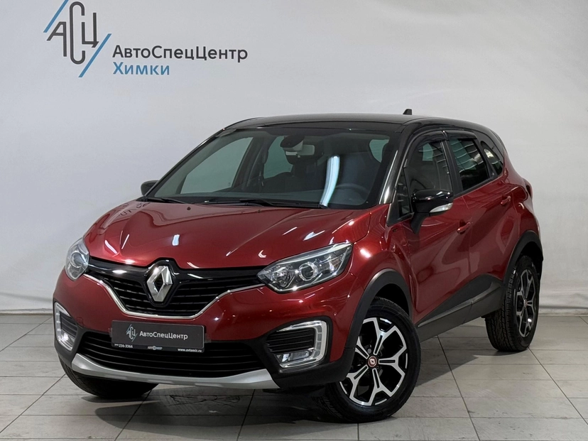 Автомобиль Renault Kaptur I поколение 2.0 AT 4WD (143 л.с.) Play Красный 2020 с пробегом 27 660 км