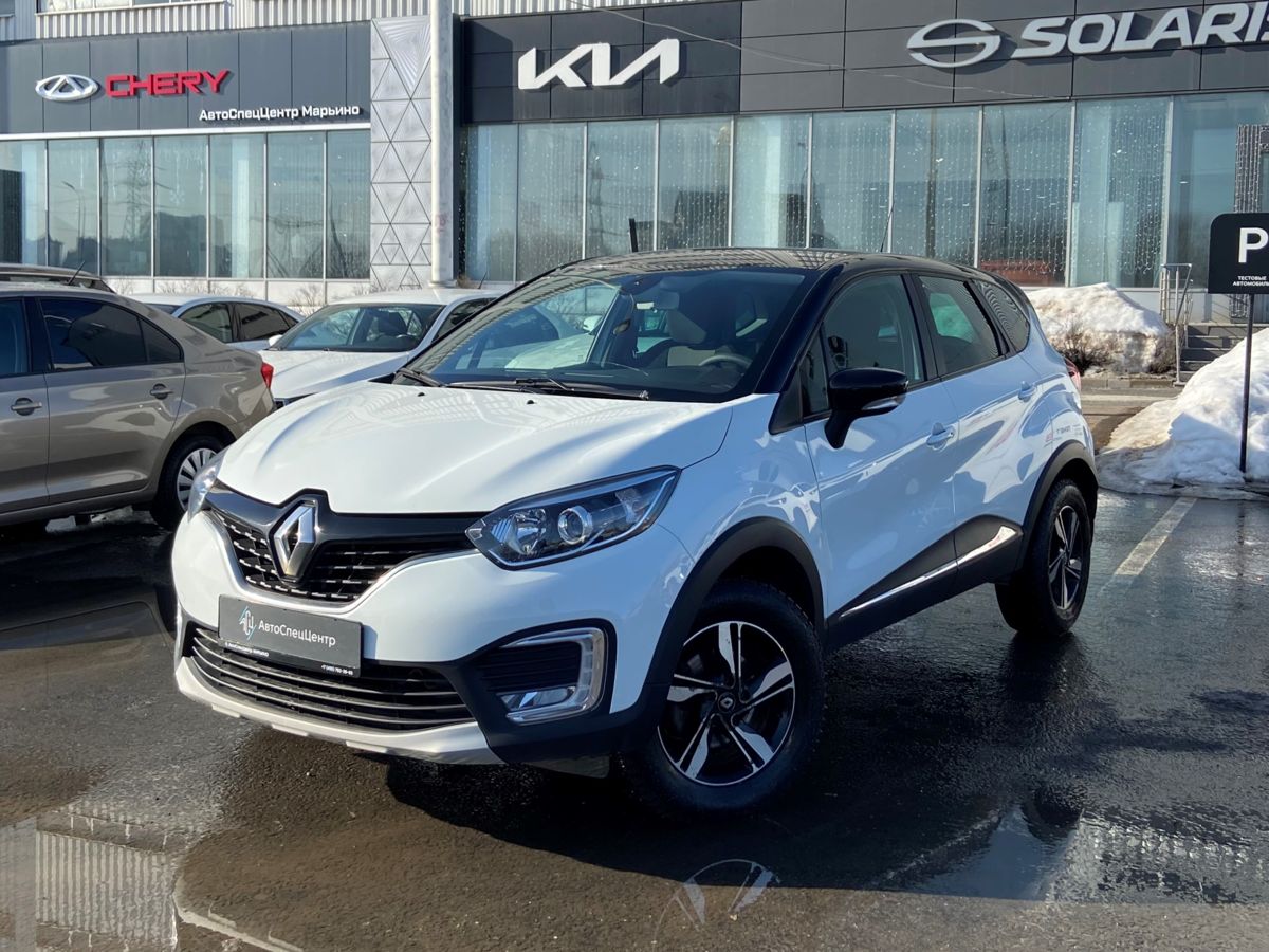 Автомобиль Renault Kaptur I поколение 2.0 AT 4WD (143 л.с.) Style Белый 2018 с пробегом 115 000 км