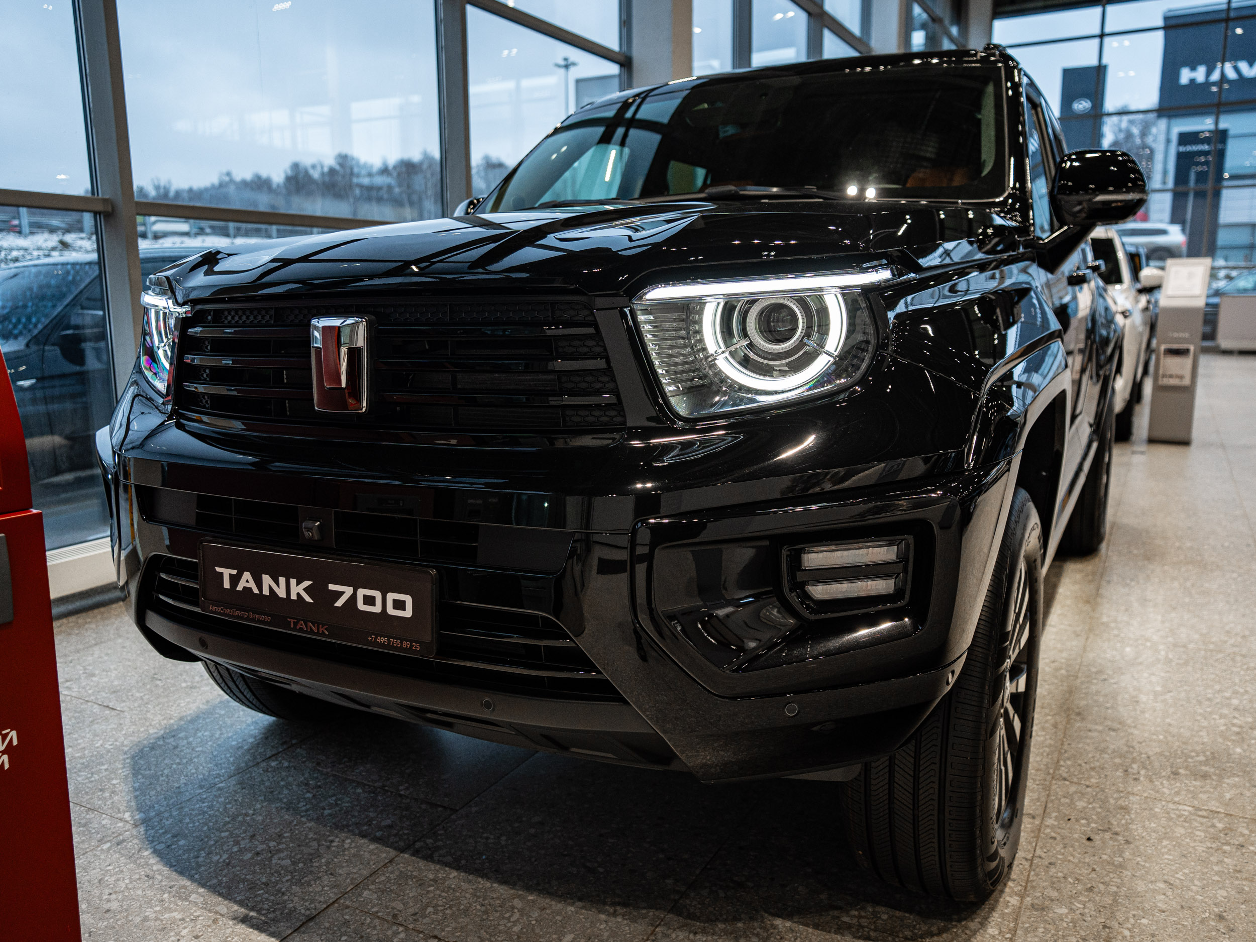 Автомобиль TANK 700 I поколение 3.0 AT 4WD (354 л.с.) Premium Чёрный 2025 новый