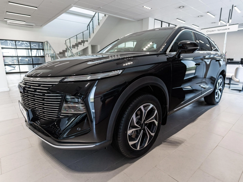 Автомобиль Haval F7 II поколение 2.0 AMT 4WD (192 л.с.) Tech Plus Чёрный 2025 новый