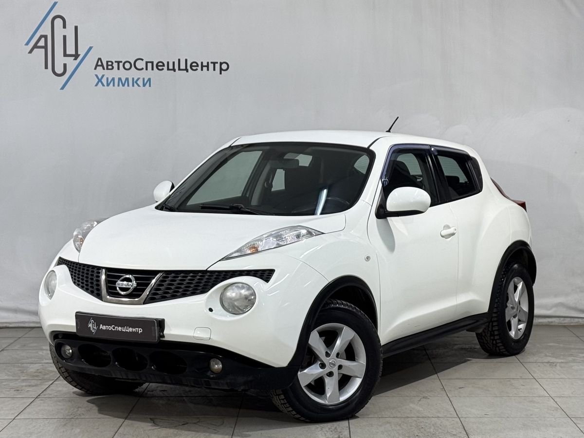 Автомобиль Nissan Juke I поколение (F15) 1.6 CVT (117 л.с.) SE+ Белый 2013 с пробегом 147 000 км
