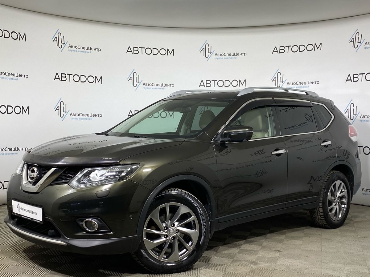 Автомобиль Nissan X-Trail III поколение (T32) 2.5 CVT 4WD (171 л.с.) LE Зелёный 2018 с пробегом 141 700 км