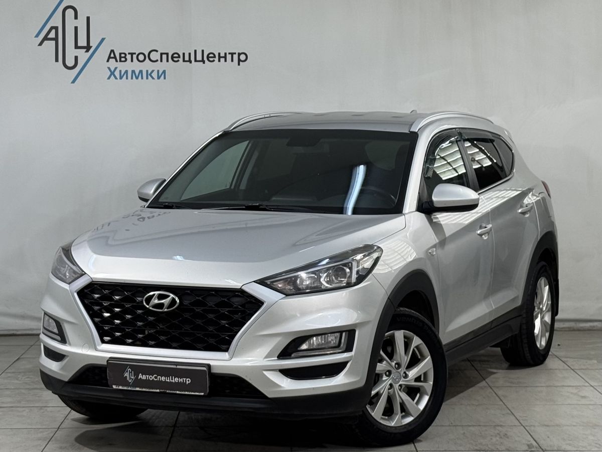 Hyundai Tucson III [рестайлинг] 2.0 AT (150 л.с.) Base Серебристый 2018 с пробегом 156 000 км