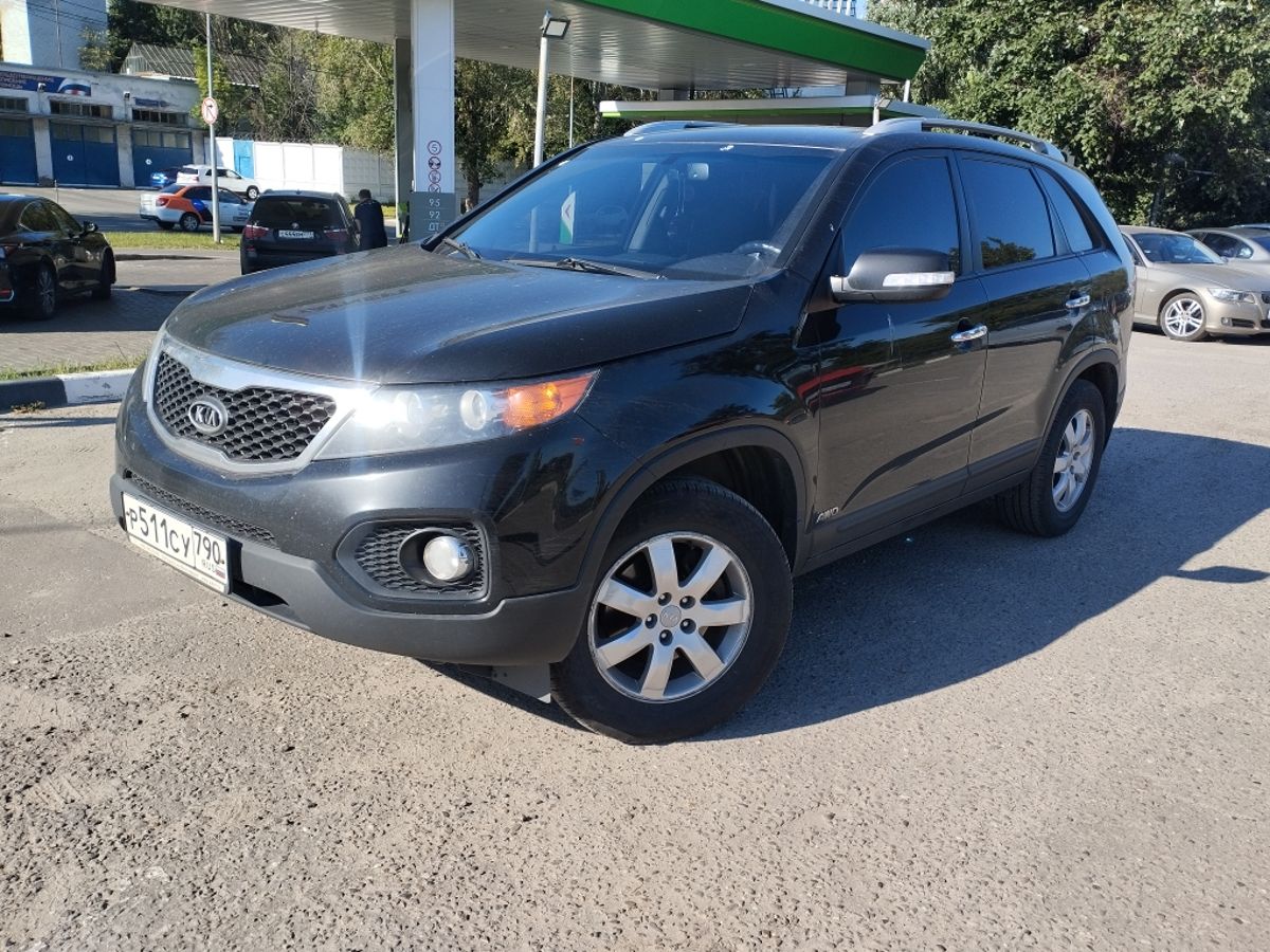Kia Sorento II поколение 2.4 AT 4WD (175 л.с.) Comfort Чёрный 2011 с пробегом 197 696 км