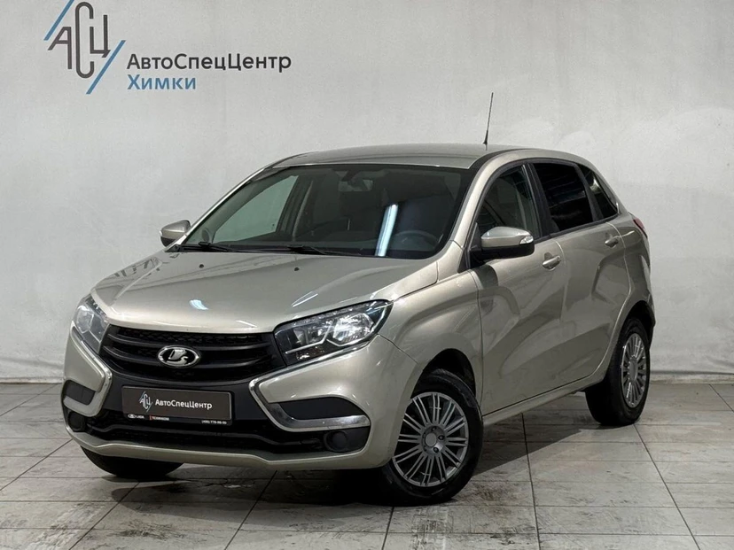 Lada (ВАЗ) XRAY I поколение 1.8 AMT (122 л.с.) Base Бежевый 2019 с пробегом 137 000 км