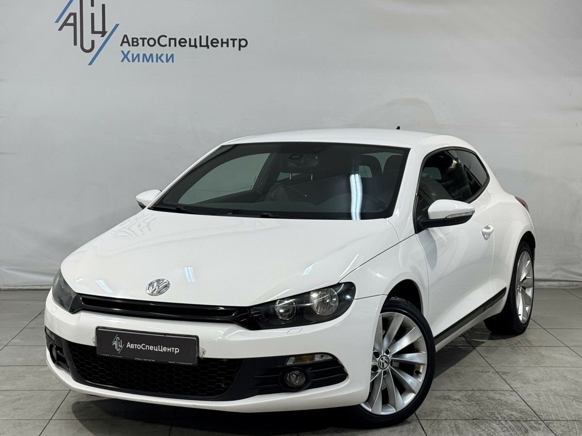 Автомобиль Volkswagen Scirocco III поколение 1.4 MT (160 л.с.) Sport Белый 2009 с пробегом 170 000 км