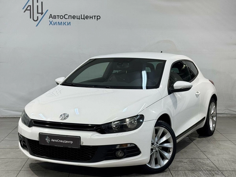 Автомобиль Volkswagen Scirocco III поколение 1.4 MT (160 л.с.) Sport Белый 2009 с пробегом 170 000 км