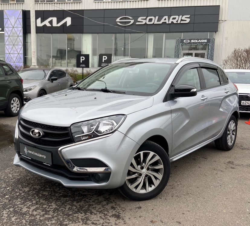 Автомобиль Lada (ВАЗ) XRAY I поколение 1.6 MT (106 л.с.) #Club Multimedia Бежевый 2022 с пробегом 27 000 км