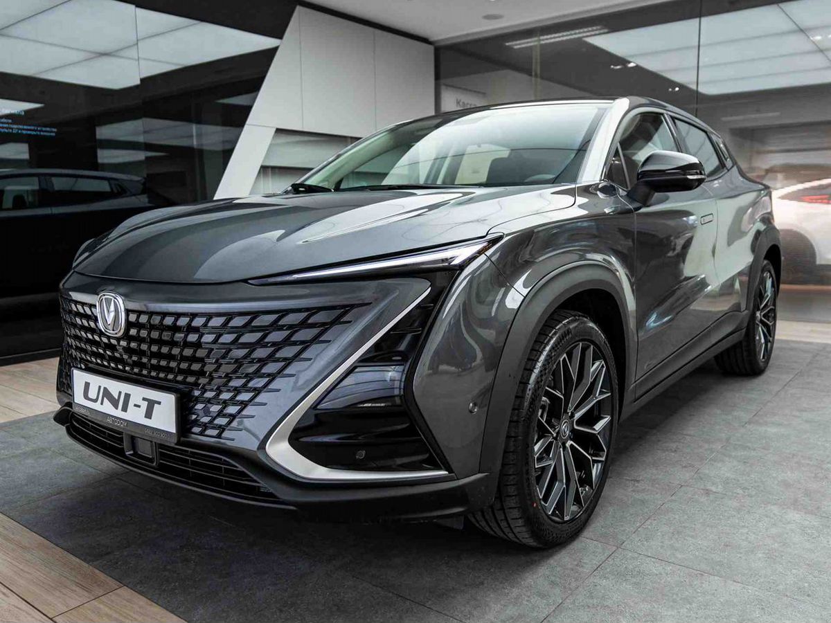 Changan UNI-T I поколение 1.5 AMT (167 л.с.) Техно / Tech Серый 2025 новый