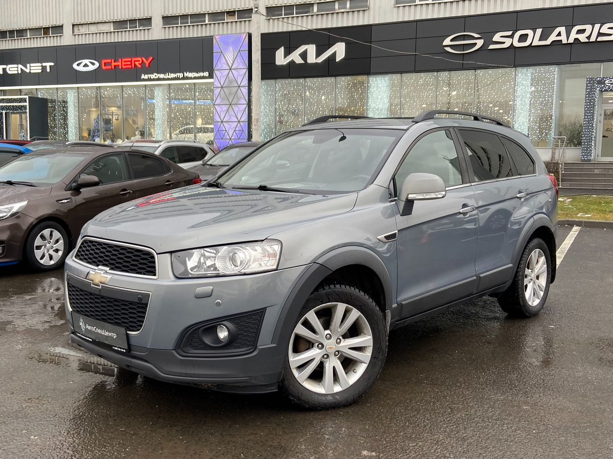 Автомобиль Chevrolet Captiva I [2-й рестайлинг] 2.2d AT 4WD (5 мест) (184 л.с.) LT+ Серый 2013 с пробегом 167 000 км