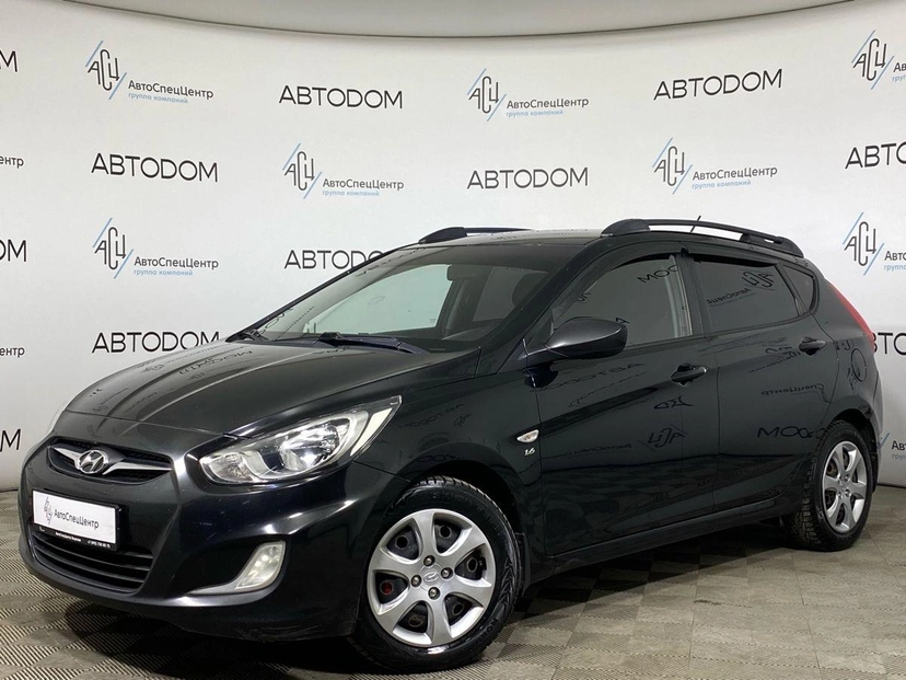 Автомобиль Hyundai Solaris I поколение 1.6 MT (123 л.с.) Classic 2012 с пробегом 241 771 км