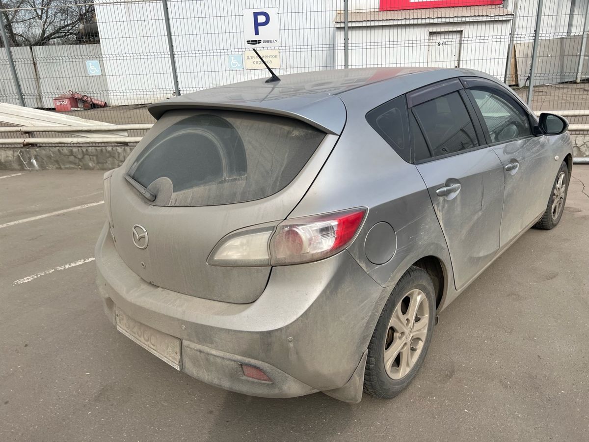 Автомобиль Mazda 3 II поколение (BL) 1.6 AT (105 л.с.) Touring Серебристый 2010 с пробегом 274 496 км