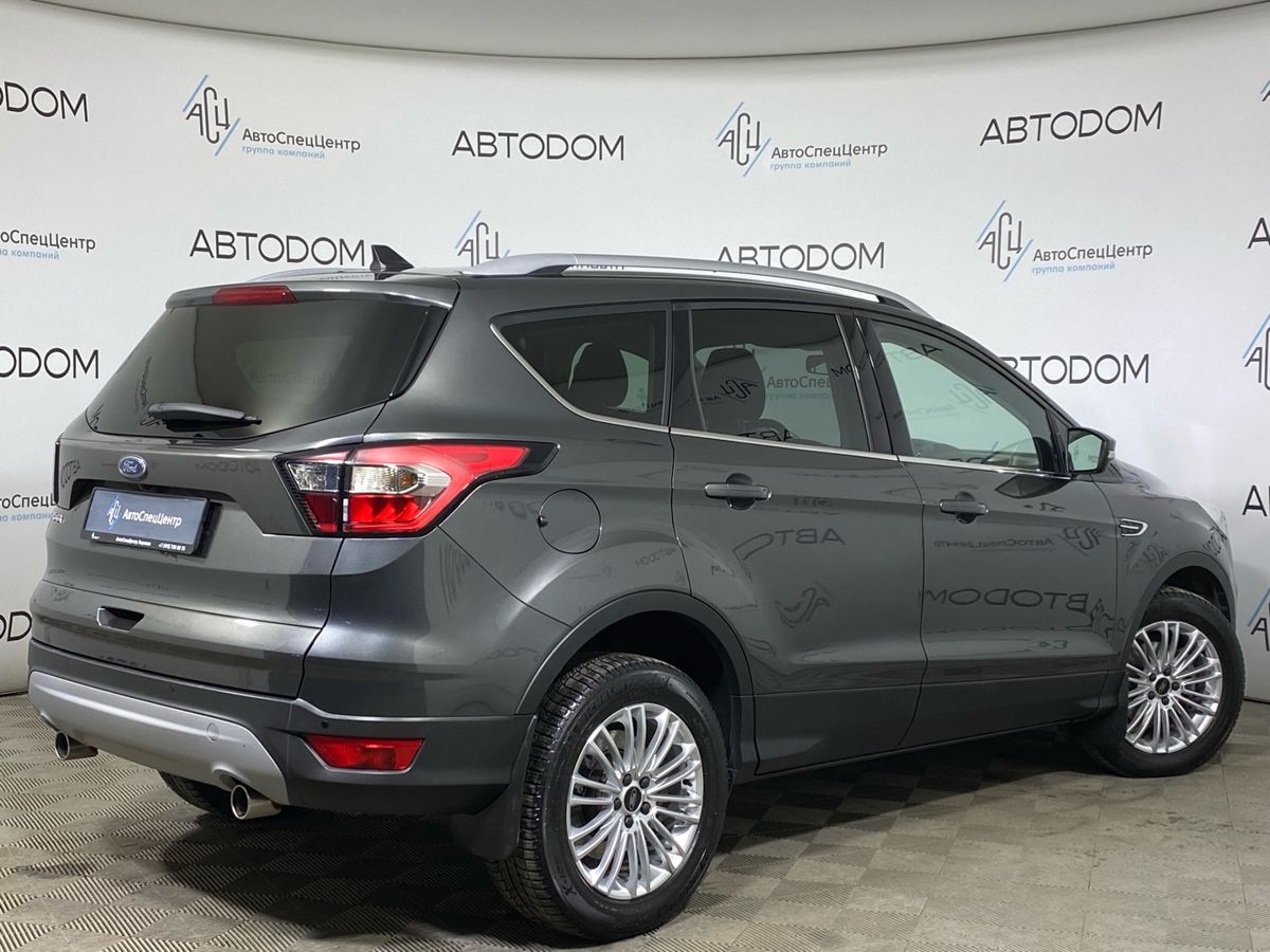 Автомобиль Ford Kuga II [рестайлинг] 2.5 AT (150 л.с.) Titanium (2017) Серый 2017 с пробегом 74 582 км