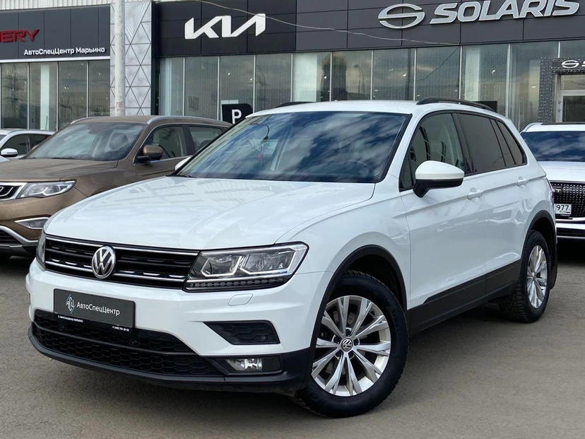 Автомобиль Volkswagen Tiguan II поколение 1.4 AMT (150 л.с.) Comfortline Белый 2019 с пробегом 153 000 км