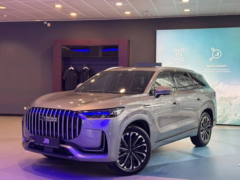 Автомобиль Jaecoo J8 I поколение 2.0 AMT 4WD (249 л.с.) Престиж Серебристый 2025 новый