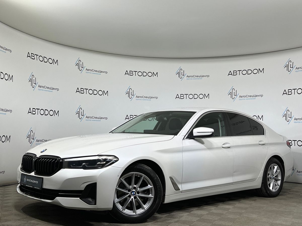 BMW 5 серии VII (G30/G31) [рестайлинг] 520 2.0 AT (184 л.с.) Business Белый 2021 с пробегом 80 047 км