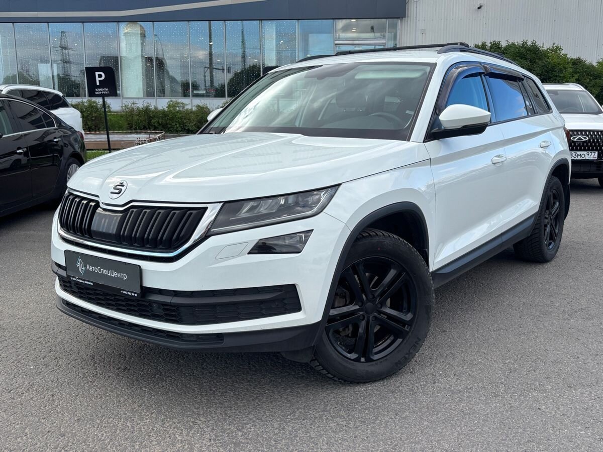 Skoda Kodiaq I поколение 1.4 AMT 4WD (150 л.с.) Ambition Белый 2018 с пробегом 155 521 км