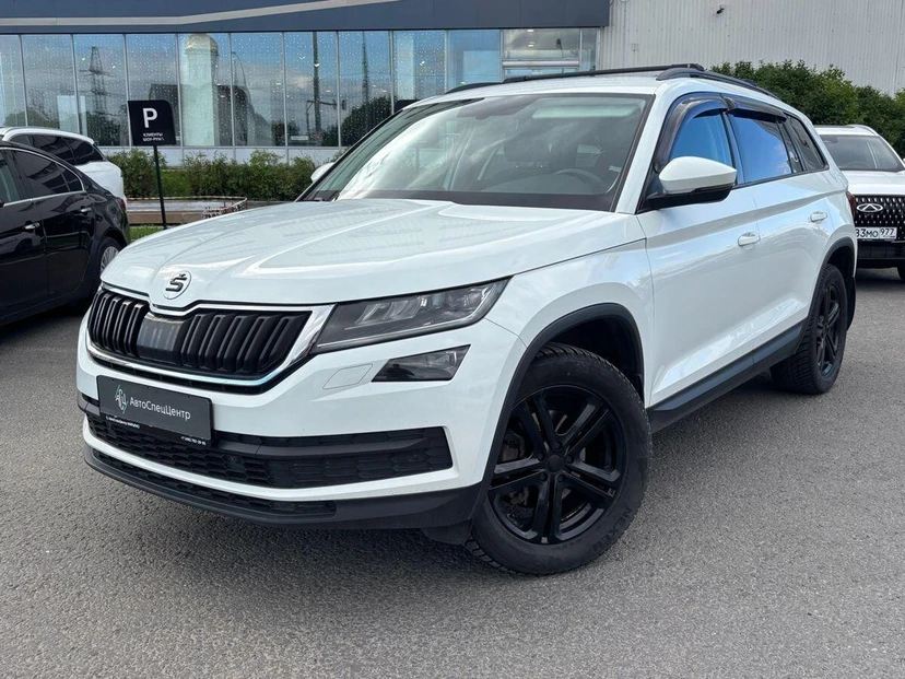Skoda Kodiaq I поколение 1.4 AMT 4WD (150 л.с.) Ambition Белый 2018 с пробегом 155 521 км