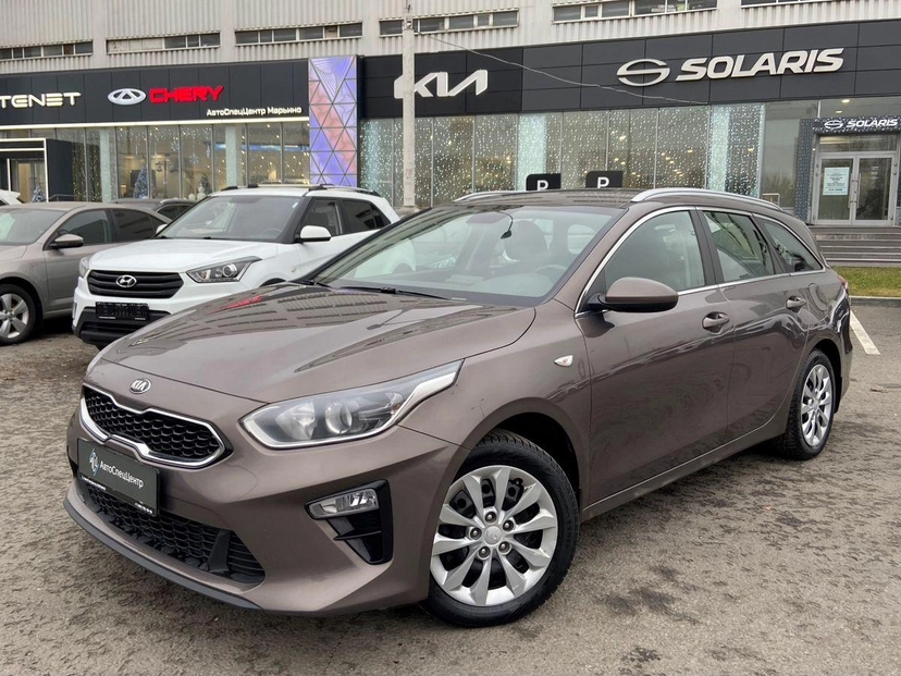 Автомобиль Kia Ceed III поколение 1.6 AT (128 л.с.) Luxe Коричневый 2019 с пробегом 92 000 км