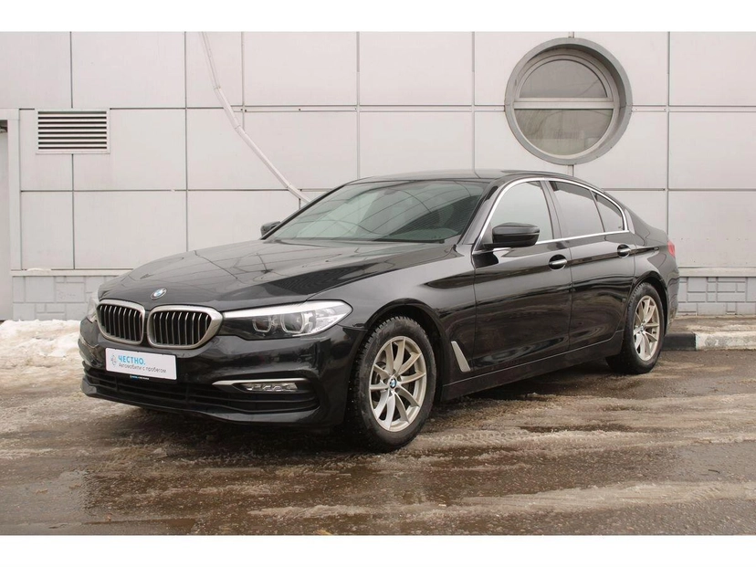 Автомобиль BMW 5 серии VII поколение (G30/G31) 520 2.0 AT (184 л.с.) Business Чёрный 2018 с пробегом 103 500 км