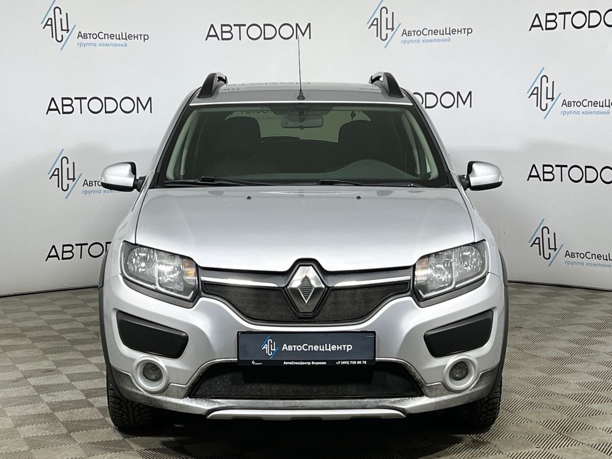 Автомобиль Renault Sandero II поколение 1.6 AT (102 л.с.) Confort Серый 2016 с пробегом 154 246 км