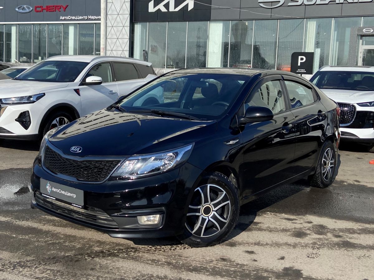 Автомобиль Kia Rio III [рестайлинг] 1.4 MT (107 л.с.) Comfort Кондиционер Чёрный 2016 с пробегом 87 000 км