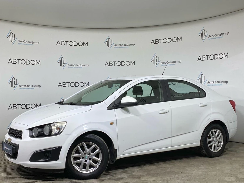Chevrolet Aveo II поколение (T300) 1.6 AT (115 л.с.) LT Белый 2014 с пробегом 87 732 км