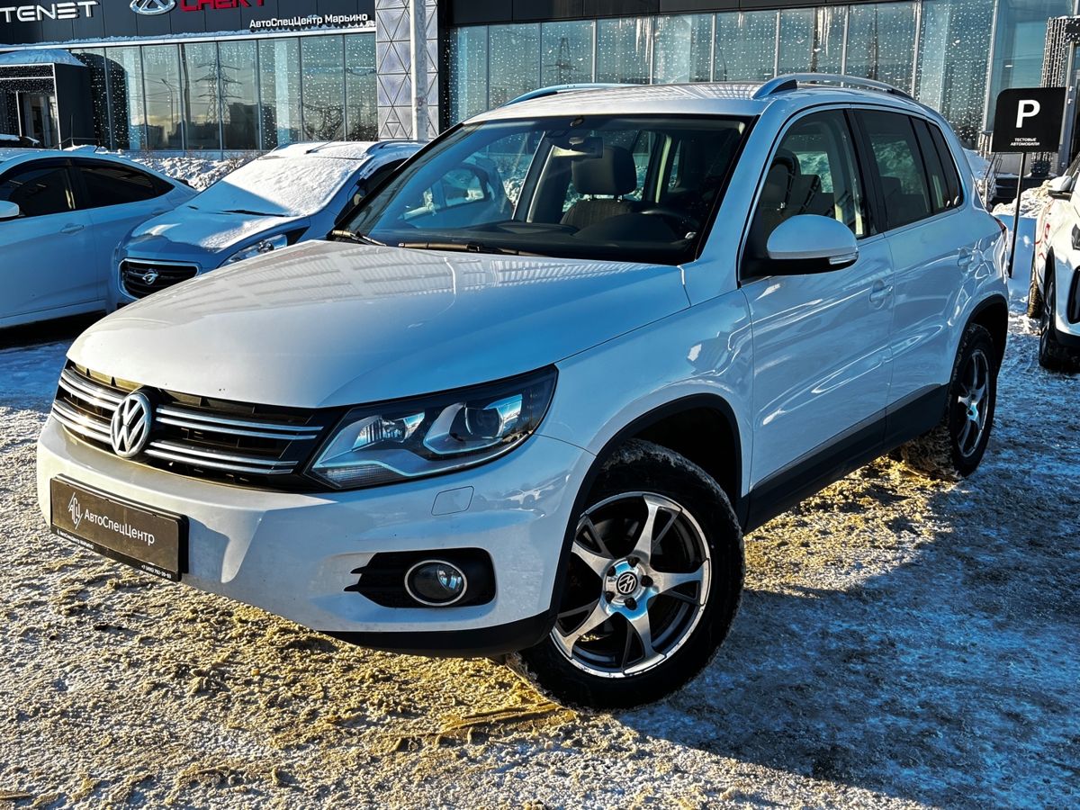 Автомобиль Volkswagen Tiguan I [рестайлинг] 2.0d AT 4WD (140 л.с.) Cup Белый 2012 с пробегом 123 000 км