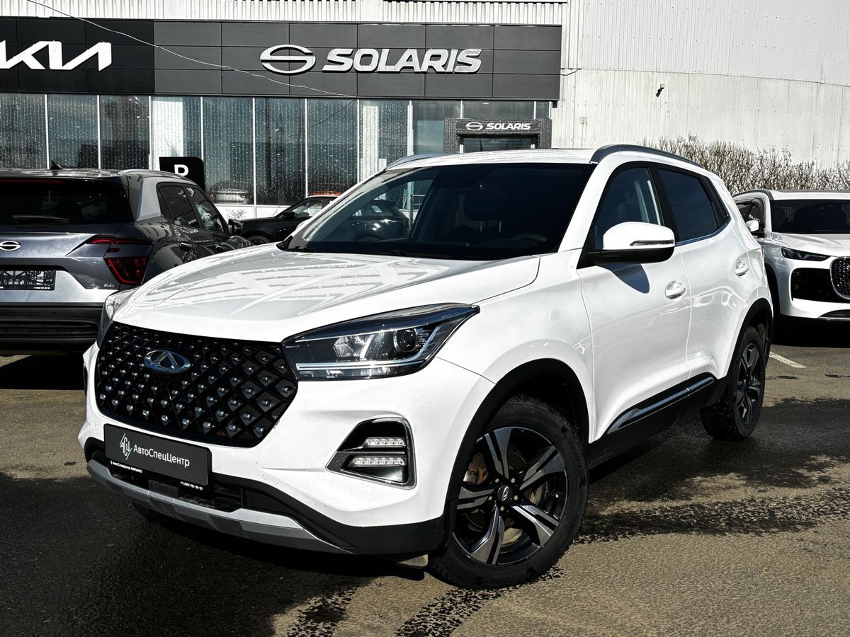 Автомобиль CHERY Tiggo 4 Pro I поколение 1.5 CVT (113 л.с.) Family Белый 2023 с пробегом 89 000 км