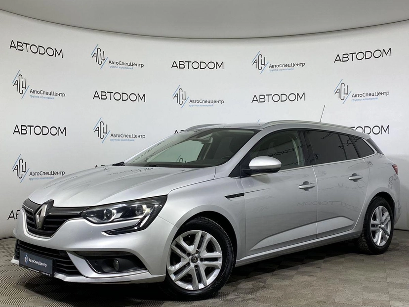 Автомобиль Renault Megane IV поколение 1.5d MT (95 л.с.) Base Серебристый 2019 с пробегом 135 357 км