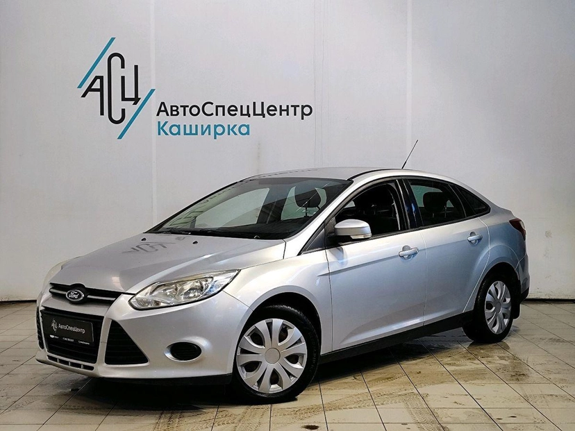 Автомобиль Ford Focus III поколение 1.6 MT (105 л.с.) Trend Серый 2012 с пробегом 151 514 км