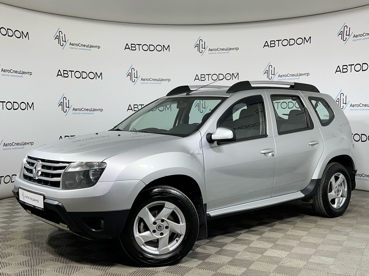 Автомобиль Renault Duster I поколение 2.0 MT 4WD (135 л.с.) Expression Серый 2013 с пробегом 105 000 км